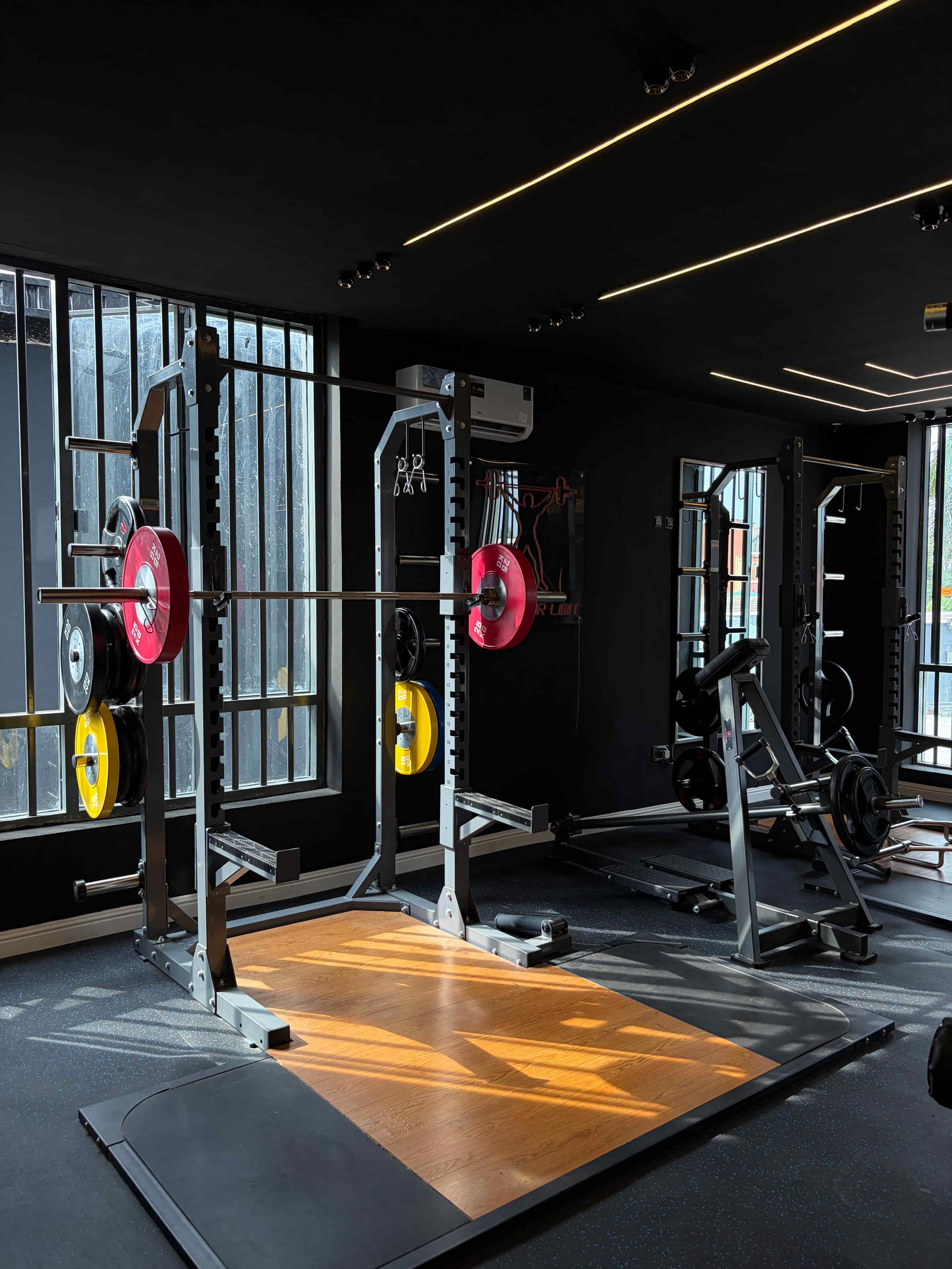 YB Strength Floor